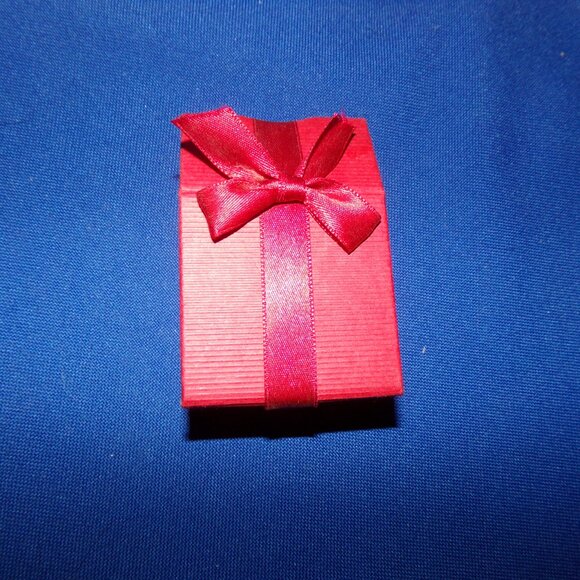 New -Silver Rhodium-Plated Heart Locket Key Pendant - 750 Italy - Red Ribbon Box - Picture 12 of 16